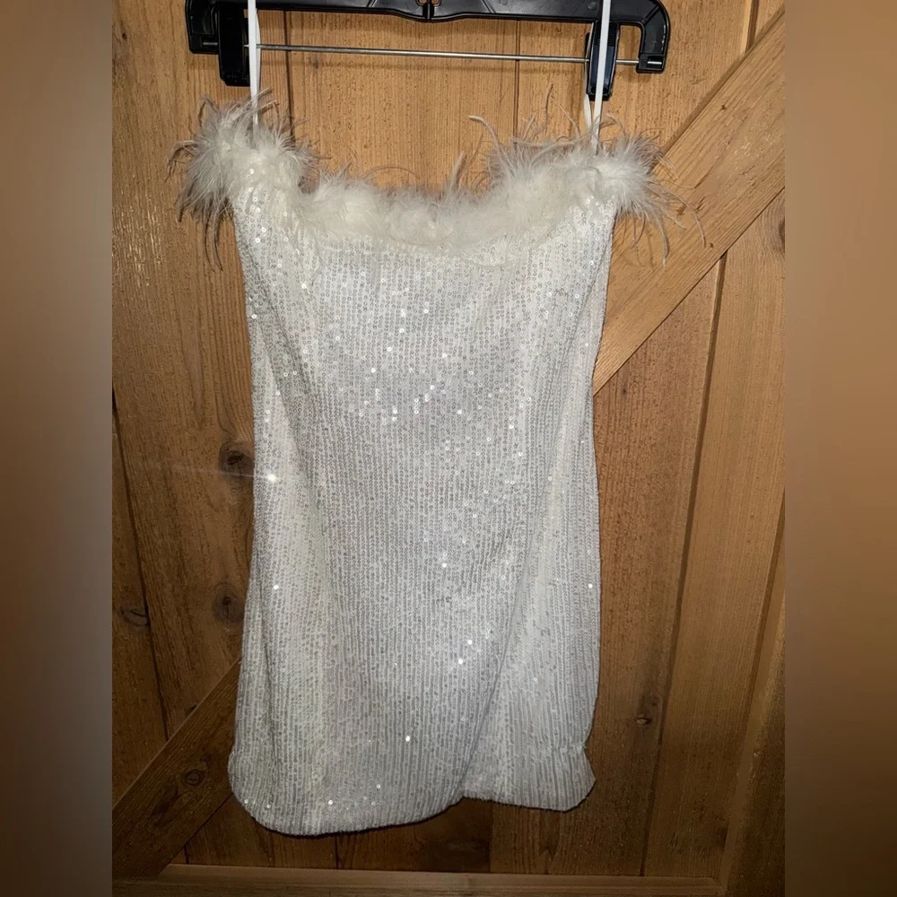 Pepper Mayo Zyenna Sequin Mini Dress - White - Picture 2 of 4